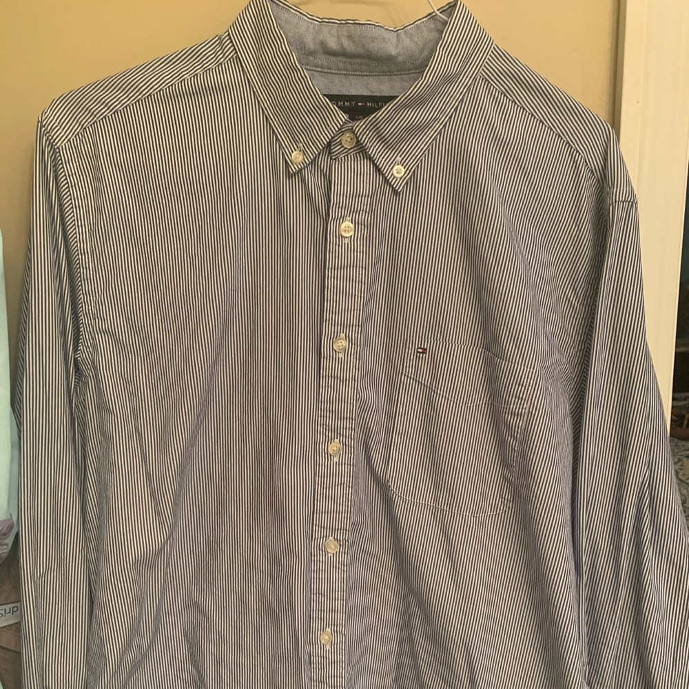 Men’s Tommy Hilfiger dress shirt